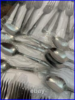 Oneida Wm A Rogers Fenway Daydream Stainless NIP 84 Pieces