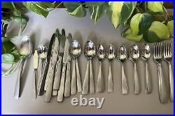 Oneida flatware Stainless set 50 pcs