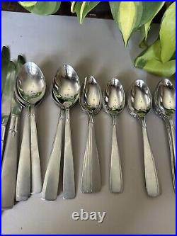 Oneida flatware Stainless set 50 pcs