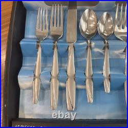 Oneida portfolio 45 piece stainless steel flatware (Camlynn)