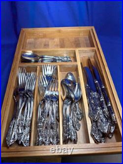 Oneida stainless Michelangelo pattern flatware set 60 pieces