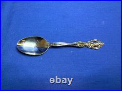Oneida stainless Michelangelo pattern flatware set 60 pieces