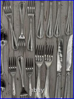 Oneida stainless flatware 8 Place settings 49 Pcs Nice Weight 18/10 set
