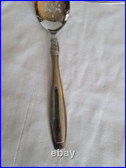 Oneida stainless flatware Vista 50pcs