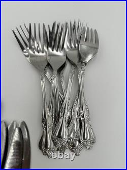 Oneida stainless flatware set Vintage 58 Pieces Raphael E11 Rose Pattern Used
