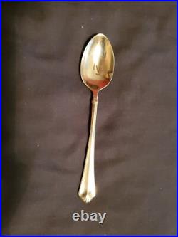 Oneida stainless flatware set for 6