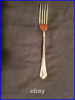 Oneida stainless flatware set for 6