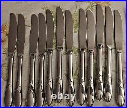 Oneidacraft Deluxe Lady Hamilton Stainless Flatware Silverware 63 Piece W Chest