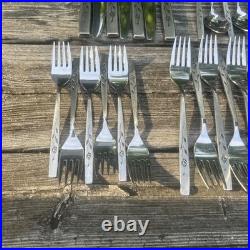 Oneidacraft Deluxe Stainless Flatware Capistrano Rose Silverware Oneida 42pc Set