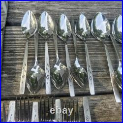 Oneidacraft Deluxe Stainless Flatware Capistrano Rose Silverware Oneida 42pc Set