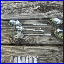 Oneidacraft Deluxe Stainless Flatware Capistrano Rose Silverware Oneida 42pc Set