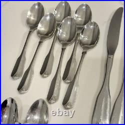 Ridgecrest by Oneida Stainless Lot of 86 Pieces Flatware 18/8 Silver Holiday