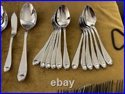 SERVICE FOR 12 + Serving Set ONEIDA SATIN GARNET STAINLESS FLATWARE SET 18/10