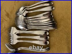 SERVICE FOR 12 + Serving Set ONEIDA SATIN GARNET STAINLESS FLATWARE SET 18/10
