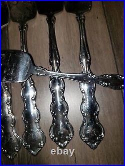 Service For 8 MOZART Oneida Deluxe Stainless Flatware 44 Pcs Nice