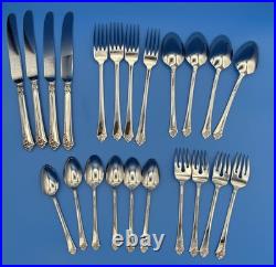 Service for 4 Oneida DAMASK ROSE Glossy Heirloom Cube Stainless Flatware 22 pcs