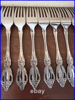 Set of 12 Oneida Distinction Deluxe HH Raphael Stainless Dinner Forks 7.25