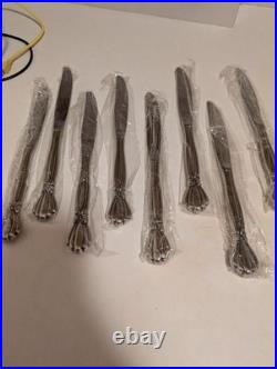 Set of 8 Oneida Deluxe ALEXIS Stainless Dinner Knives Flatware Ribbon