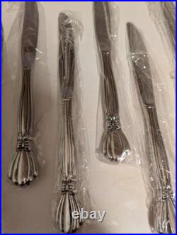 Set of 8 Oneida Deluxe ALEXIS Stainless Dinner Knives Flatware Ribbon