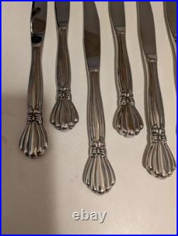 Set of 8 Oneida Deluxe ALEXIS Stainless Dinner Knives Flatware Ribbon