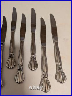 Set of 8 Oneida Deluxe ALEXIS Stainless Dinner Knives Flatware Ribbon