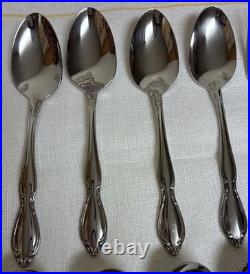 Stainless Oneida Deluxe vintage flatware set 20 pc service for 4 STRATHMORE
