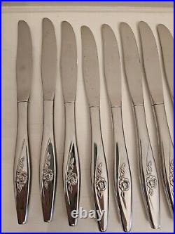 VTG ONEIDA Oneidacraft Deluxe Stainless Flatware Lasting Rose 79 Pieces WithTray