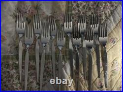 VTG Oneida Community Satinique Stainless Flatware 70's See Pics 72 Pieces VTG Oneida Community Satinique Stainless Flatware 70's See Pics 72 Pieces