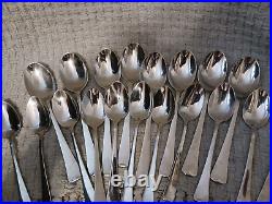 VTG Oneida Stainless Distinction Pattern USA 55 piece lot knives, forks, spoons