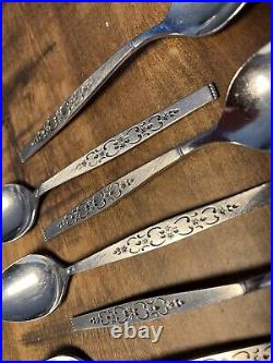 Vintage 46 Piece Oneida Rogers Spanada Premier Stainless Steel Flatware Set