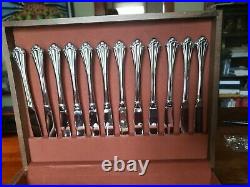 Vintage 78 Pcs ONEIDA COMMUNITY Stainless MARQUETTE Flatware service for 12