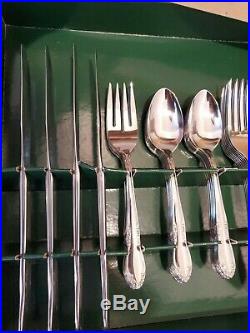 Vintage NOS 55 Pc ONEIDA PLANTATION STAINLESS, NEVER USED, SERVICE for 8