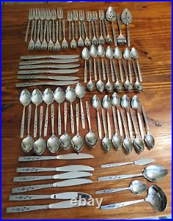 Vintage Oneida Capistrano Oneidacraft Deluxe Stainless Rose Flatware 78 Piece