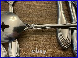 Vintage Oneida Community Heiress Stainless Flatware Large Set Of 118 Pieces