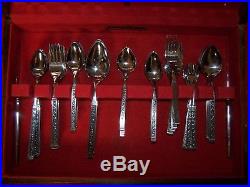 Vintage Oneida DUET Spanish Rose Stainless Silverware Flatware 90pc Set with chest