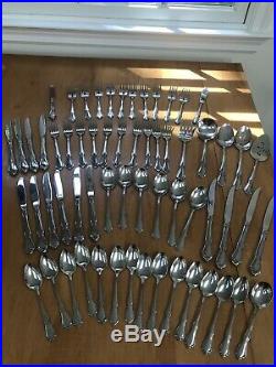 Vintage Oneida Oneidacraft Chateau Deluxe Stainless 62 Piece USA 10 + Serving