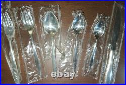 Vtg 1963 Oneida Nobility LADY EMPIRE Flatware 43pc Set SEALED Chest Silverplate
