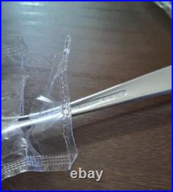 Vtg 1963 Oneida Nobility LADY EMPIRE Flatware 43pc Set SEALED Chest Silverplate