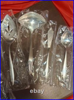 Vtg 1963 Oneida Nobility LADY EMPIRE Flatware 43pc Set SEALED Chest Silverplate