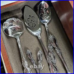 Vtg Oneida ARTISTRY COMMUNITY Flatware Set Service for 8 + Serving Pcs in Case