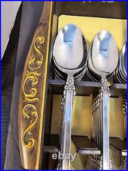 Vtg Oneida Rembrandt Cube Stainless Flatware Set Of 74 In Original Tray