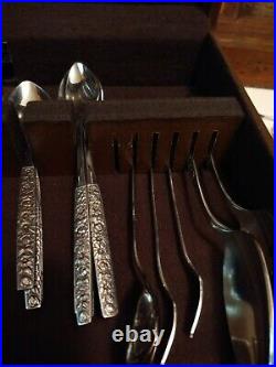 Wm A Rogers Deluxe Oneida Stainless Malibu Flatware 52 pcs with Wood Chest