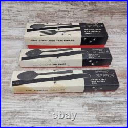 Wm A Rogers Premier Oneida Ltd SPANADA Stainless Flatware VTG 6 Sets 30 Pcs USA