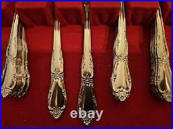 Wm A Rogers Premier by Oneida ROSES Stainless Flatware 55 Pieces WithCase Mint