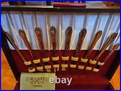 Wm A Rogers Premier by Oneida ROSES Stainless Flatware 55 Pieces WithCase Mint